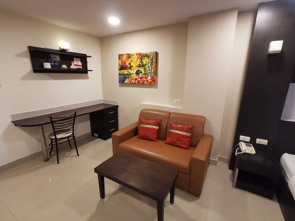 בנגקוק Regent Suvarnabhumi Hotel מראה חיצוני תמונה